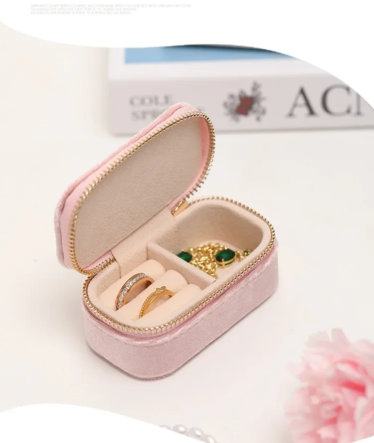Mini Travel Jewelry Box, Ring  - Velvet Jewelry Box recension och pris