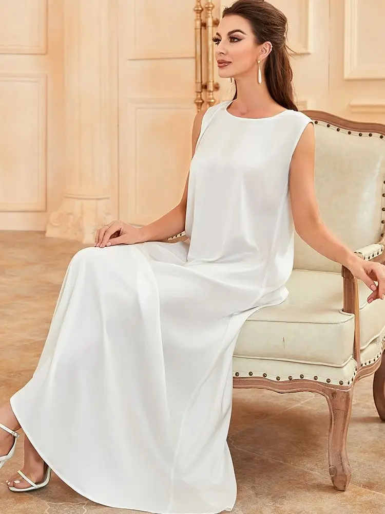 Black White Satin Silky Shimme - Luxury Lifestyle Women recension och pris