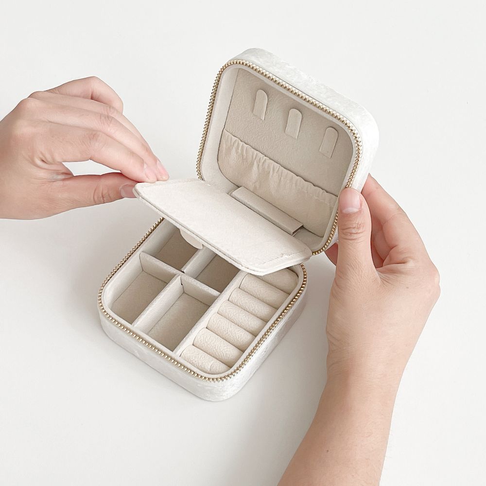 Personalized Jewelry Box Velve - Velvet Jewelry Box recension och pris