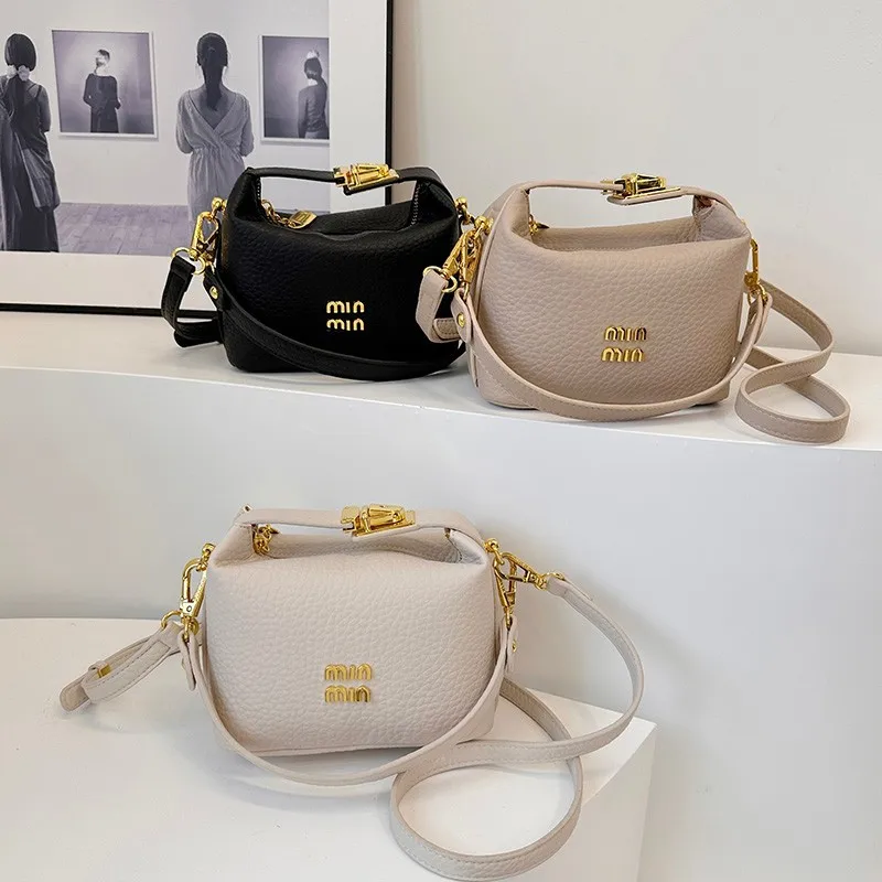 Elegant Women Luxury Leather F - Luxury Lifestyle Handbags recension och pris