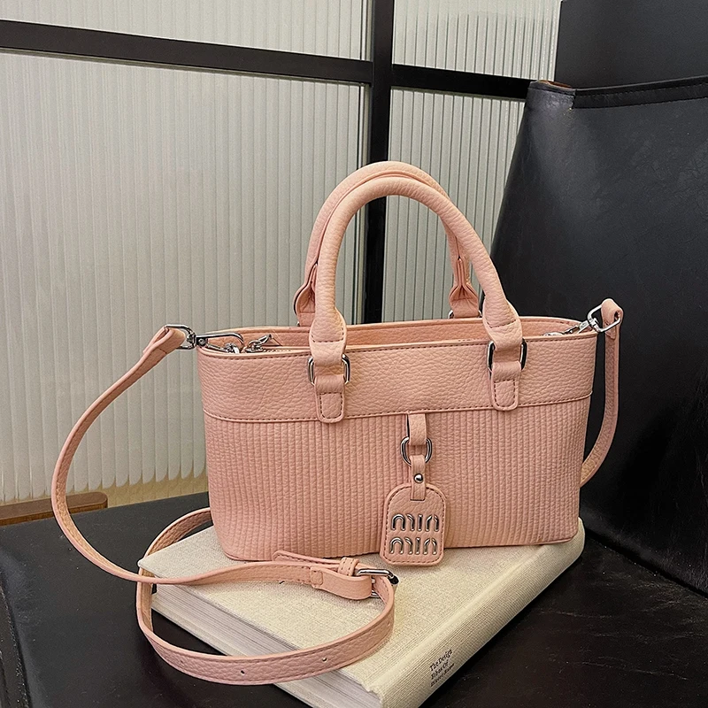 Luxury Women High End Leather  - Luxury Lifestyle Handbags recension och pris